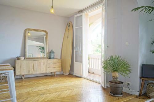Beautiful Apartment Near The Sea