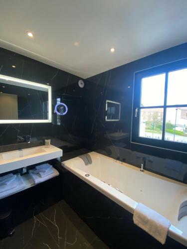 Best Western Plus Le Fairway Hotel & Spa Golf D'arras