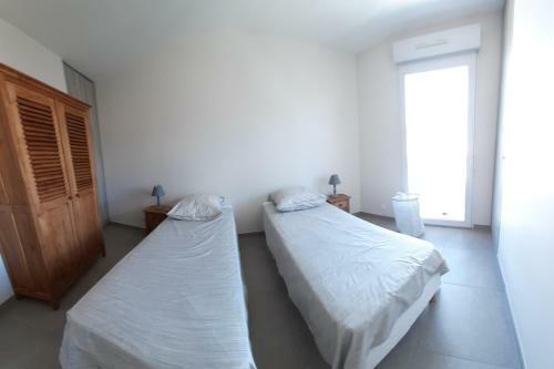 Entirely Quiet Villa Close To Beaches And Center
