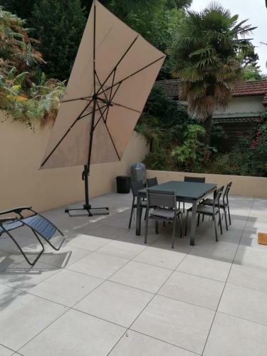 Entirely Quiet Villa Close To Beaches And Center