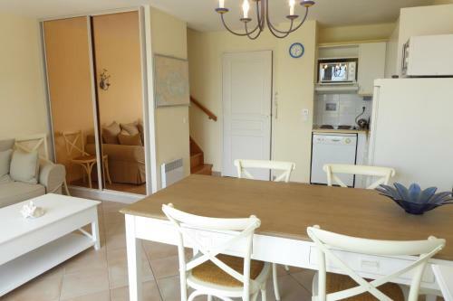 Villa R�f 056 Maison T3 Et Cabine 4 Couchages Arzon
