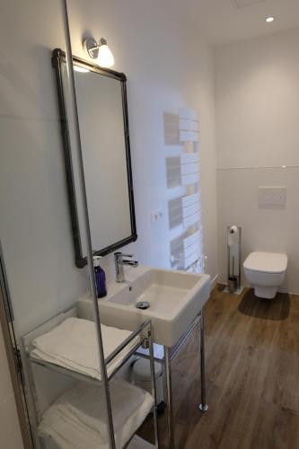 Hostal Maison D'h�tes Le 90
