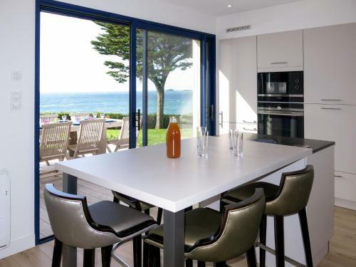 Holiday Home Maison Du Phare de Port-navalo