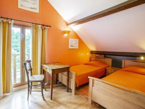 G�te Authon, 5 Pi�ces, 10 Personnes - Fr-1-491-269