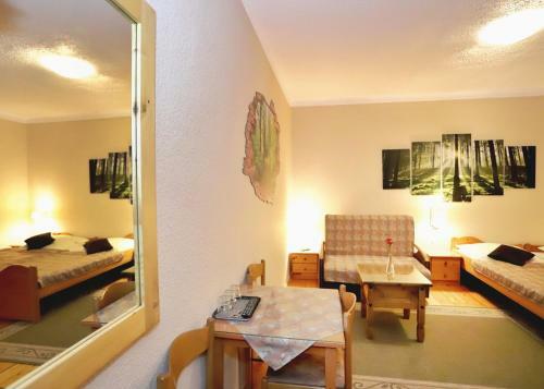 Hostal Pensjonat Tara