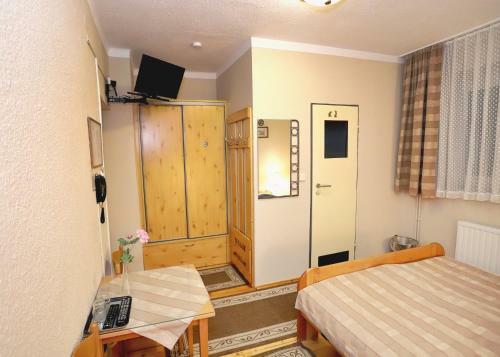 Hostal Pensjonat Tara