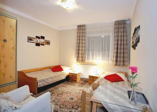 Hostal Pensjonat Tara