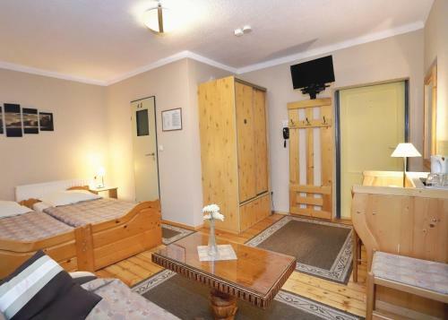 Hostal Pensjonat Tara
