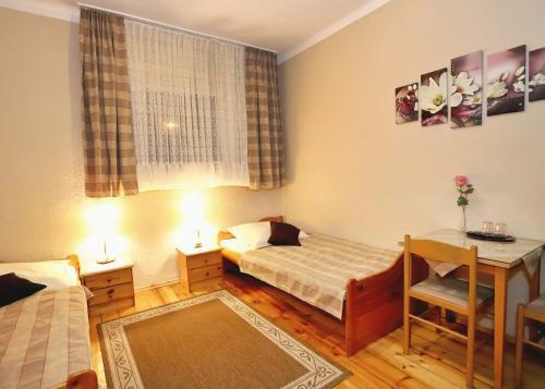 Hostal Pensjonat Tara