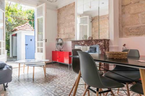 Apartamento Authentic Apt With Garden With Trees!