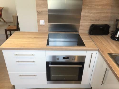 Large Comfortable Apartment In Bayeux