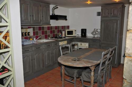 Hostal Gte De Charme Le Cdre