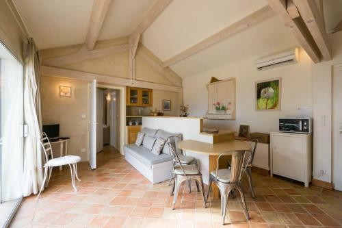 Maisons Les Tilleuls, Les Pins Et Les Lilas