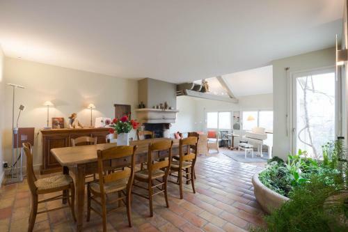 Maisons Les Tilleuls, Les Pins Et Les Lilas