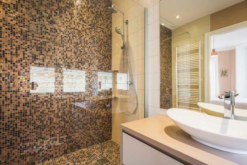 Bellevue Keyweek Elegant Apartment With Elevator Ocean Views In Biarritz