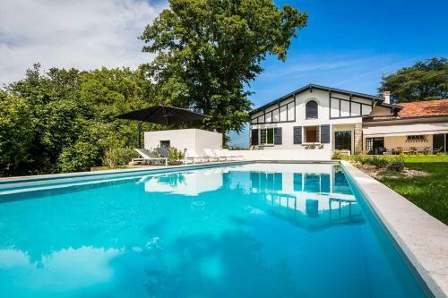 Beausite Keyweek Basque Villa With Pool Garden And Parking Biarritz