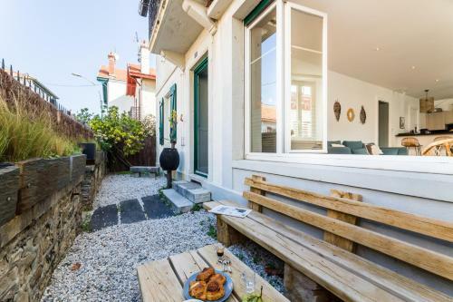 Aloe Keyweek Architect Apartment With Terrace And Garage Biarritz