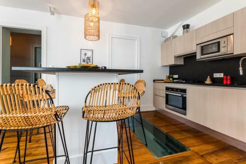 Aloe Keyweek Architect Apartment With Terrace And Garage Biarritz