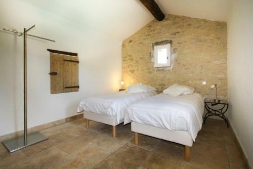 Bonnieux Villa Sleeps 8 With Pool And Wifi