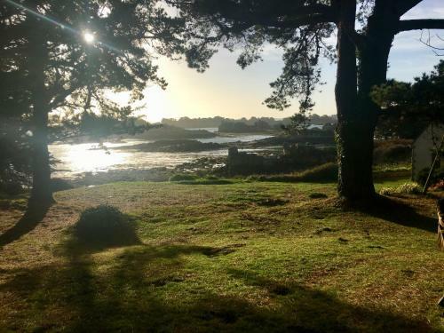 Vacances Paradisiaques Au Coeur de L'ile de Br�hat