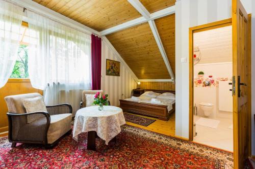 Hostal Villa Cynamon