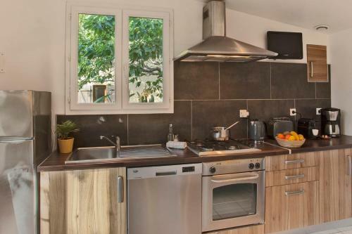Villa Studio For 2 People With Private Garden And Shared Swiming Pool