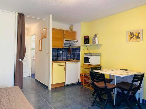 Apartamento Calvi - Studio Proche de La Plage - Studio F7