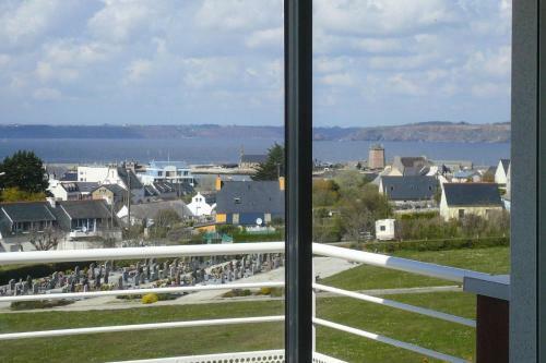 Apartamento Holiday Flat Camaret-sur-mer - Bre06105f-p