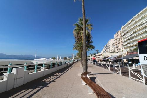 Apartamento Amazing Sea View 2 Bedroom Beach Front 303