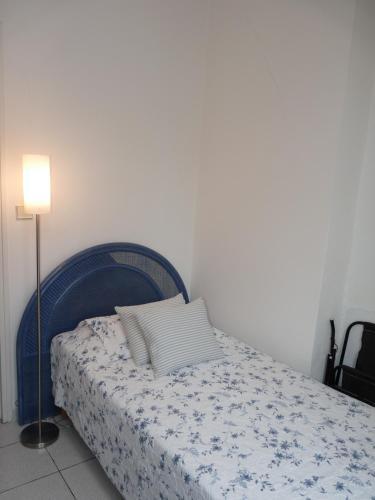 Cannes Apartment Sleeps 5 Air Con Wifi