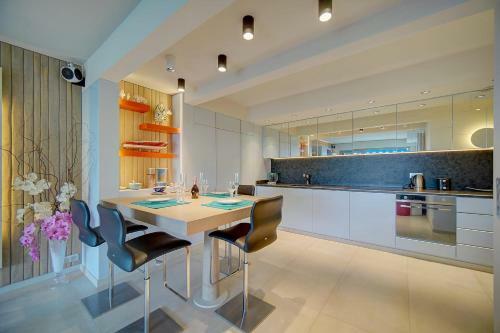 Apartamento Immogroom- Beautiful 2br - Ac- Panoramic View- Parking- Congressbeaches