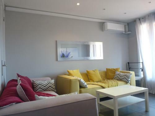 Cannes Apartment Sleeps 5 Wifi T692736