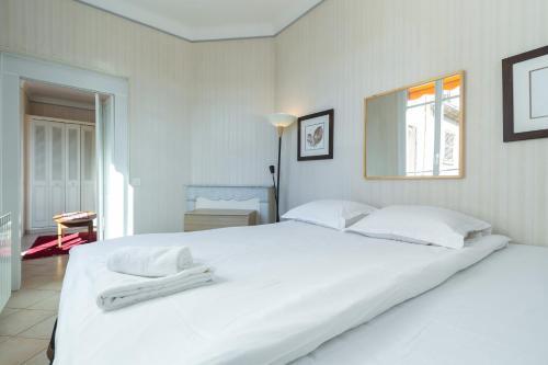Cannes Apartment Sleeps 8 Wifi T692686