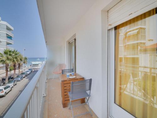 Apartment Reine Astrid-3