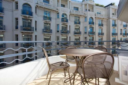 Apartamento Martinez Area: New 2beds/2baths