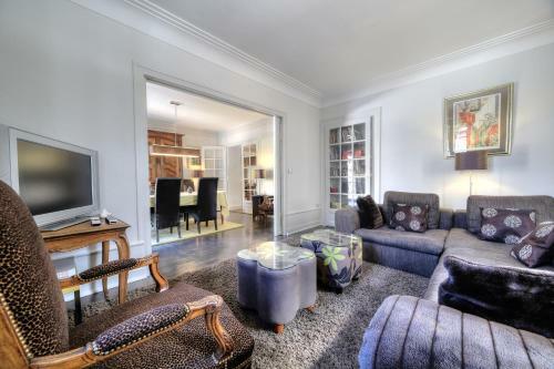 Eglise Apartment