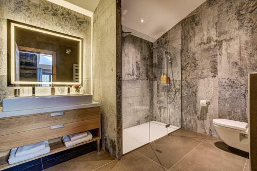 Big Rock Luxury 4/5br/4ba Apartment In Chamonix Centre