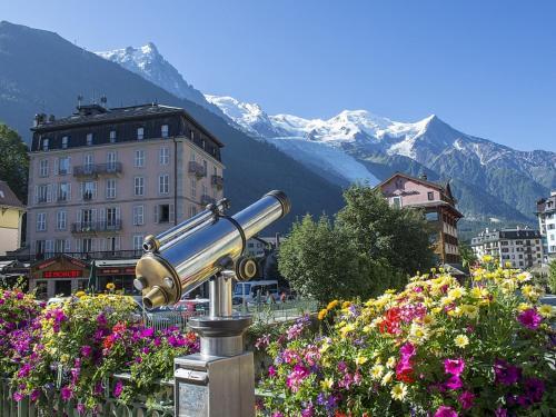 Boutique Apartment In Rhone Alpes With Balcony