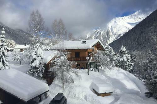 Magnificent Family Chalet Near Chamonix
