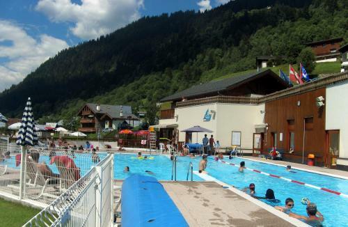 Very Spacious Apartment 140m2 For 8 To 11 People