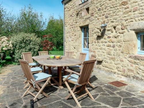 Holiday Home La Pommeraie de La Ria - Erd100