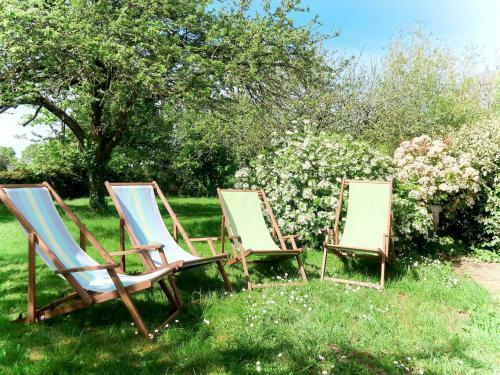 Holiday Home La Pommeraie de La Ria - Erd100