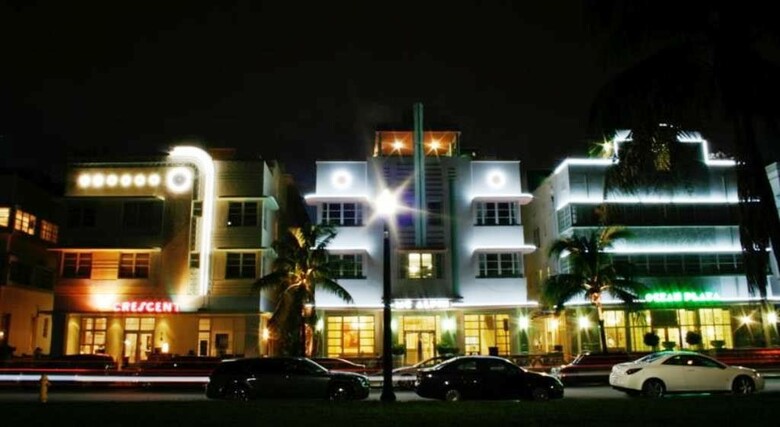 Hotel Crescent Resort