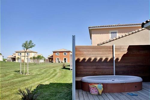 Hotel Le Domaine Du Golf Villa 4p 8p AC