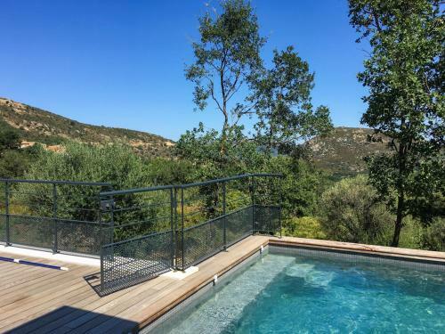 Feliceto Villa Sleeps 8 With Pool Air Con And Wifi