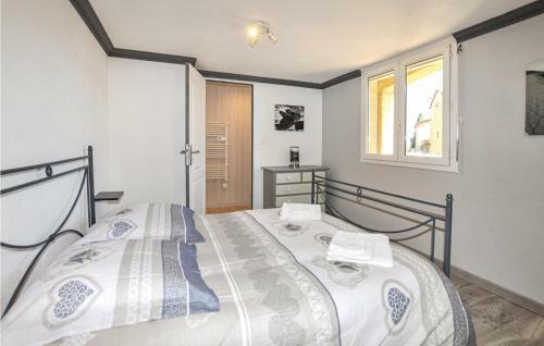 Nice Apartment In Fourques With Wifi And 1 Bedrooms