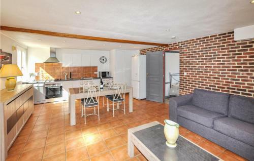 Nice Apartment In Fourques With Wifi And 1 Bedrooms