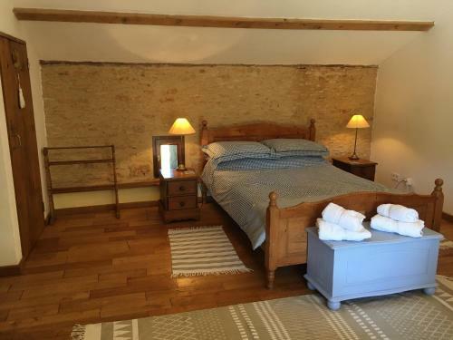 Remarkable 3-bed House In Gavaudun