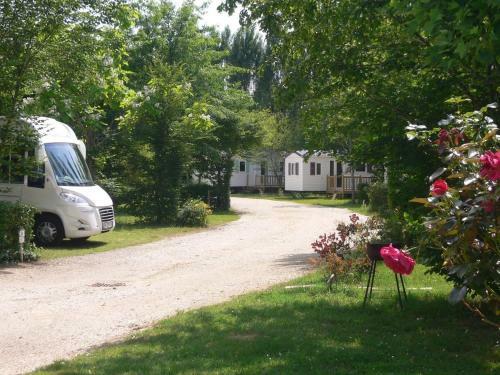 Camping Du Lac De Grol�jac