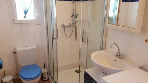 Cp 19 Villa 4 Pi�ces 6 Couchages Gruissan